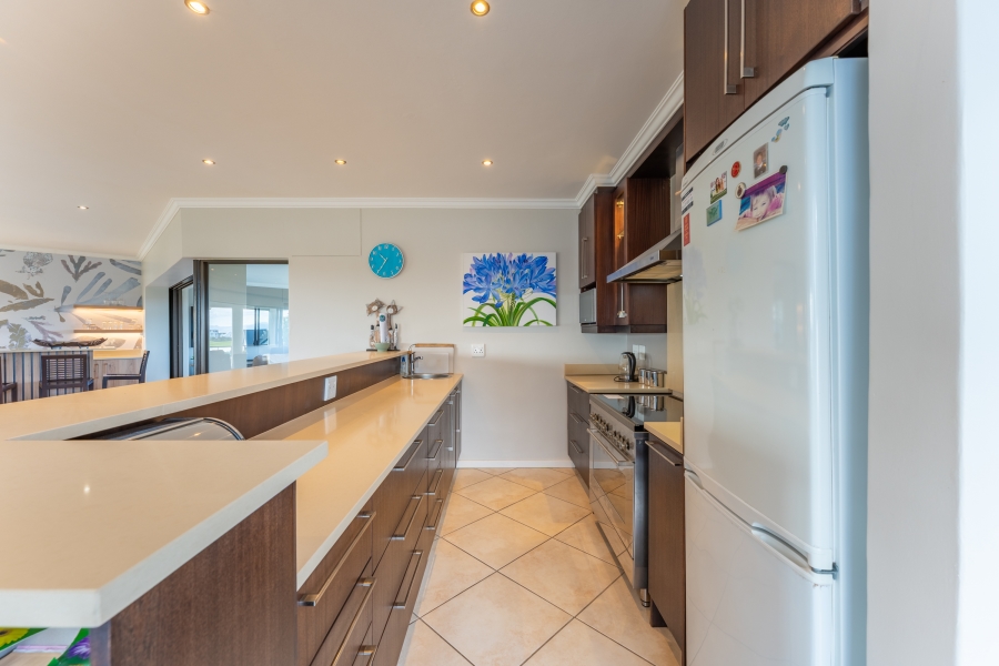 4 Bedroom Property for Sale in St Francis Links Eastern Cape